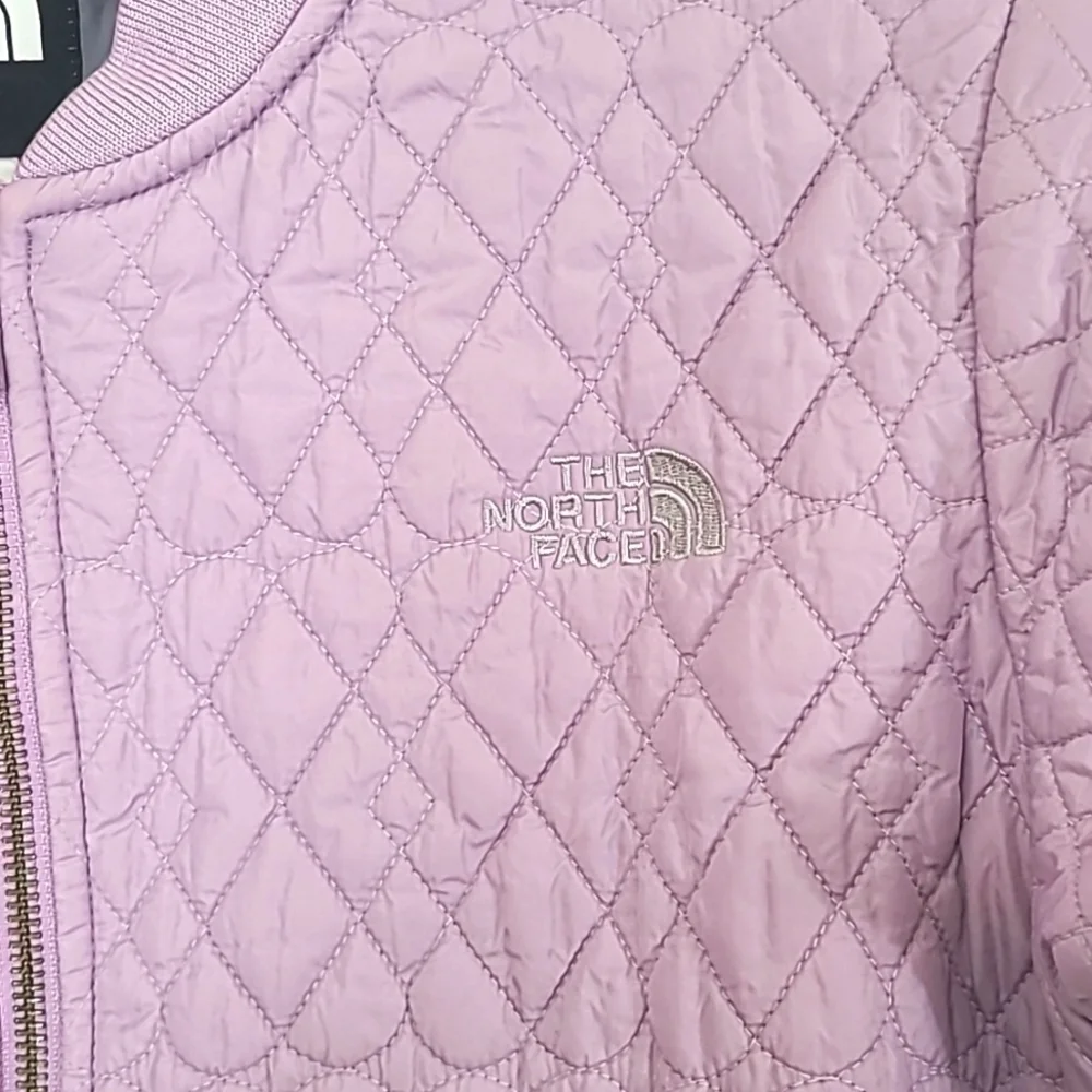 THE NORTH FACE Lavender/Light Purple Girls Quilted Jacket, size XL